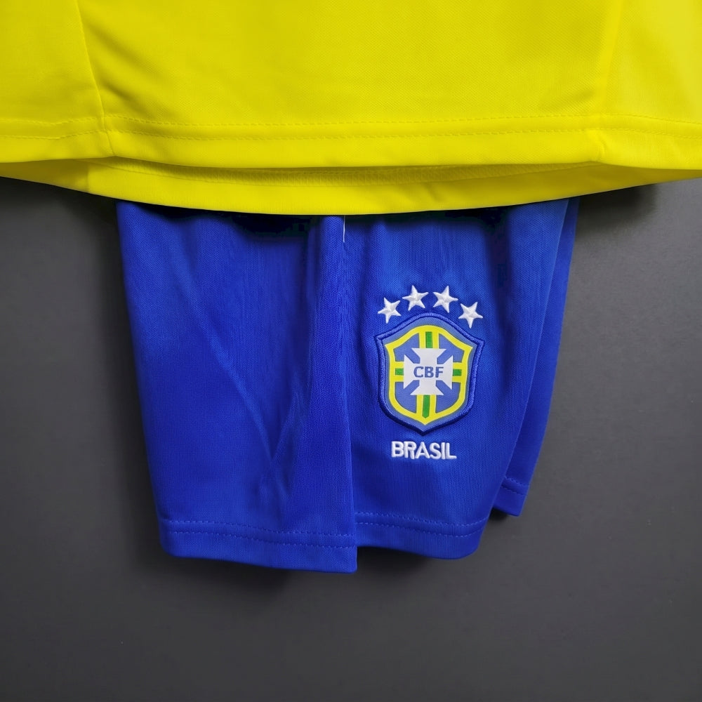 Kit Infantil Camiseta + Short Amarelo Retro 2002 - Tailandes 1:1