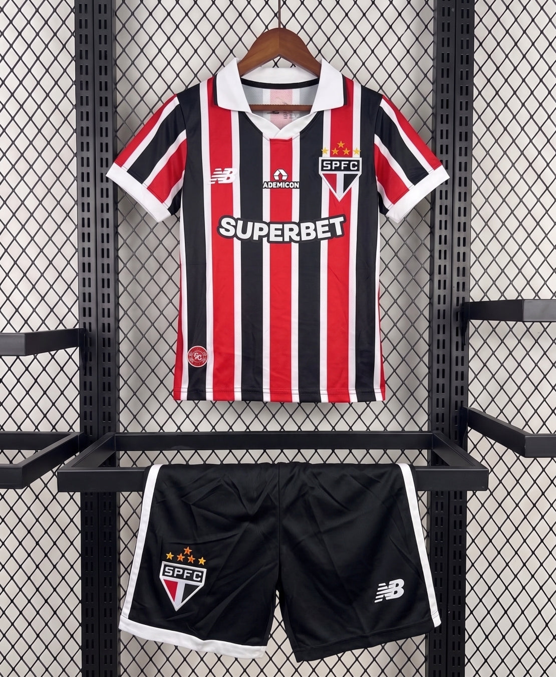 Kit Infantil São Paulo II 25/26 Torcedor New Balance - Vermelho + Branco